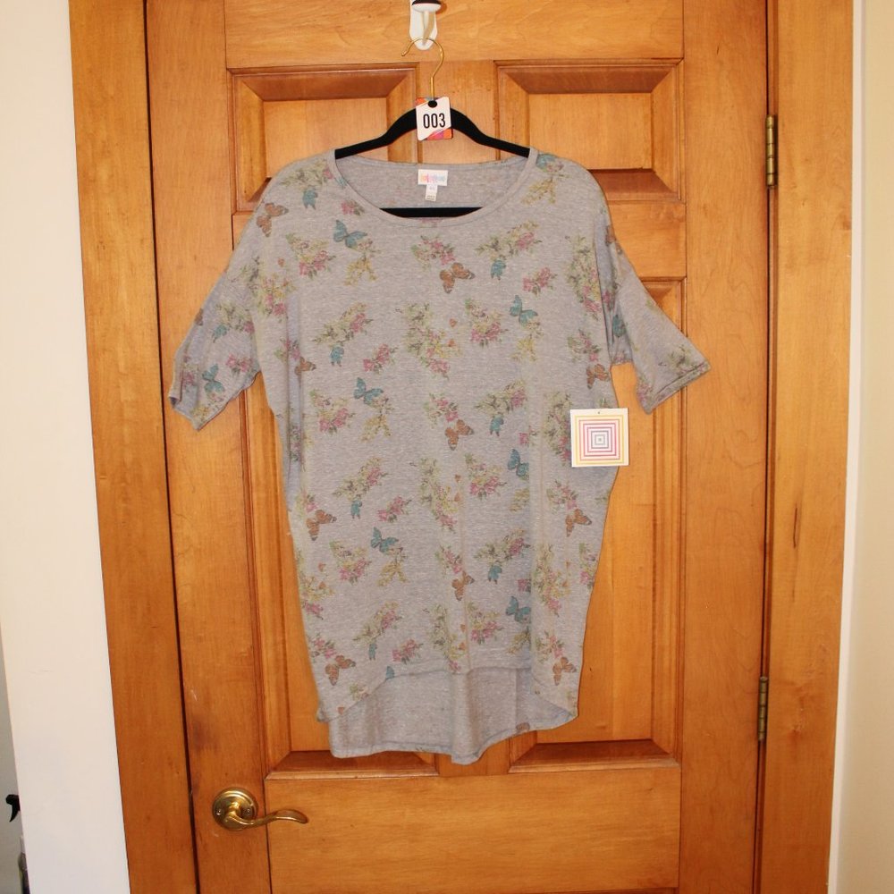 NWT -LuLaRoe - Women's Size XS - Butterfly print